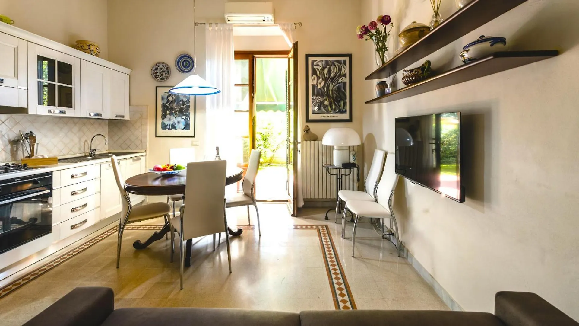 Hostly-La Casa Di Marta-Two Steps From The Tower Apartment Pisa